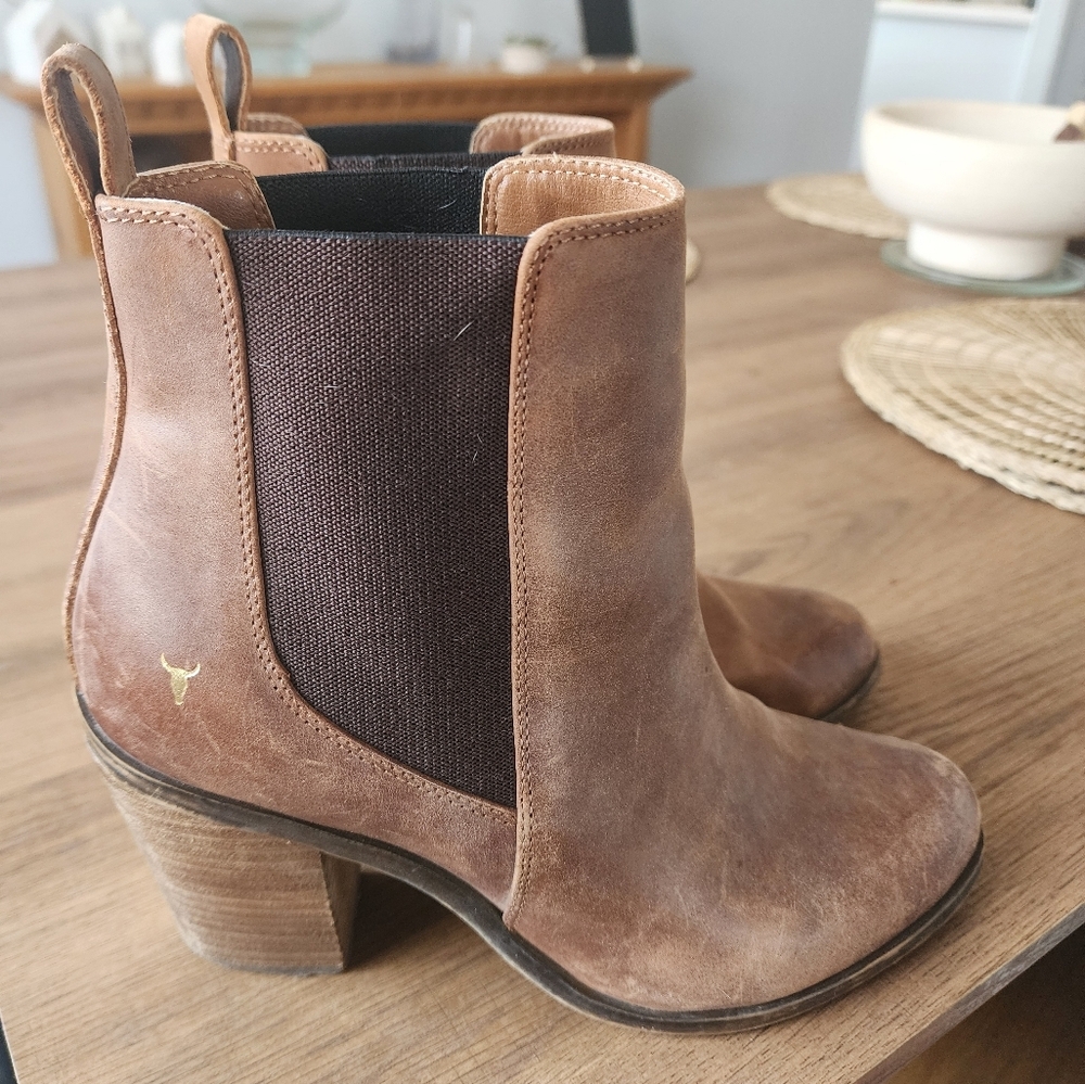 Windsor Smith Lille Distressed Brown Leather Block Heel Chelsea Boots Size 8.5